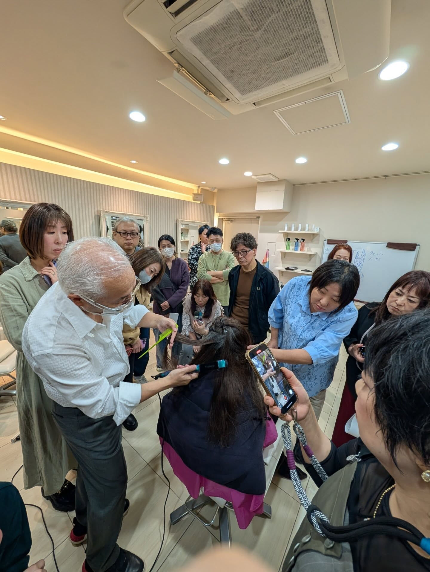 頭皮ケアするならANNEAU 前橋市美容室 前橋市理容室