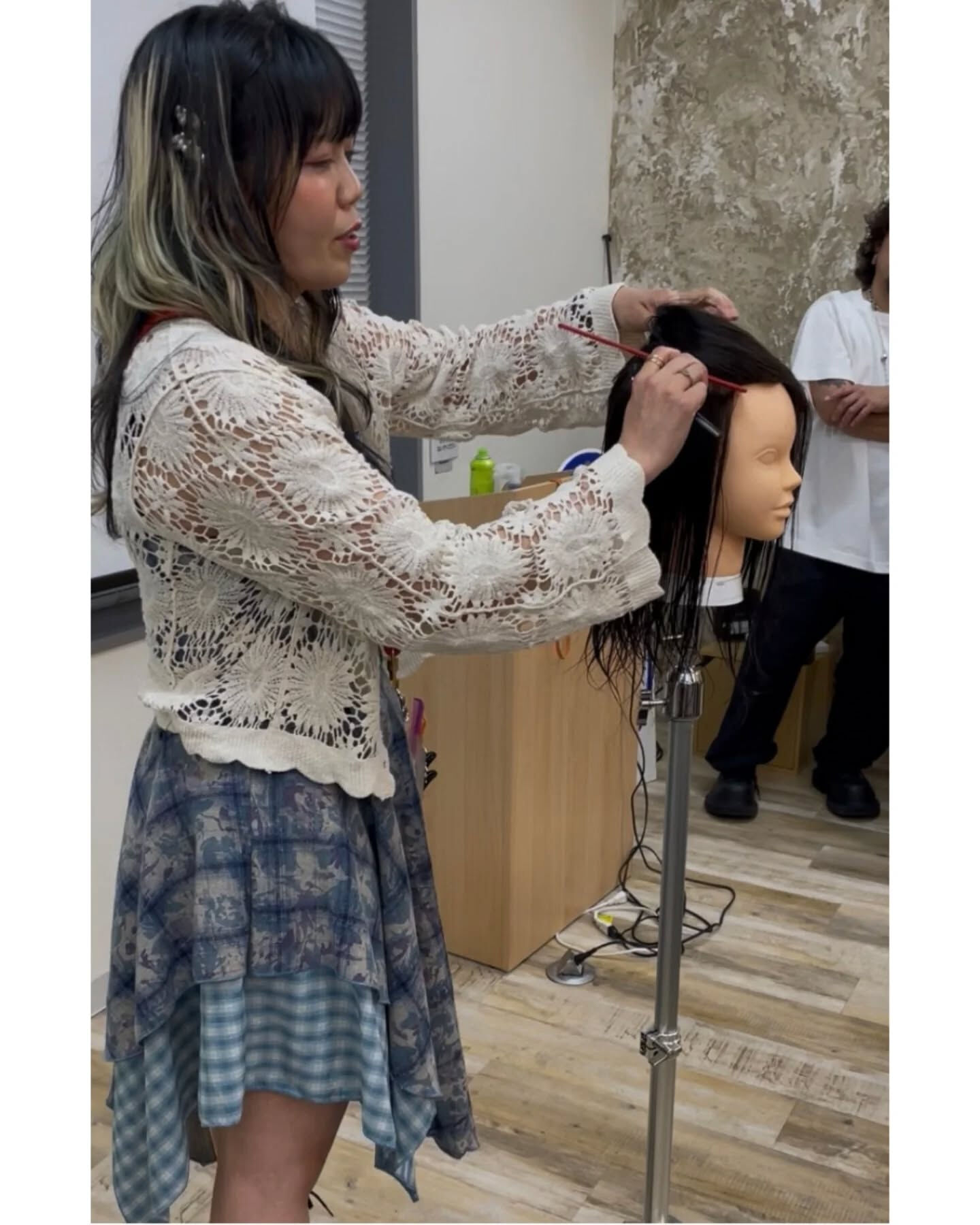 頭皮ケアするならANNEAU 前橋市美容室 前橋市理容室